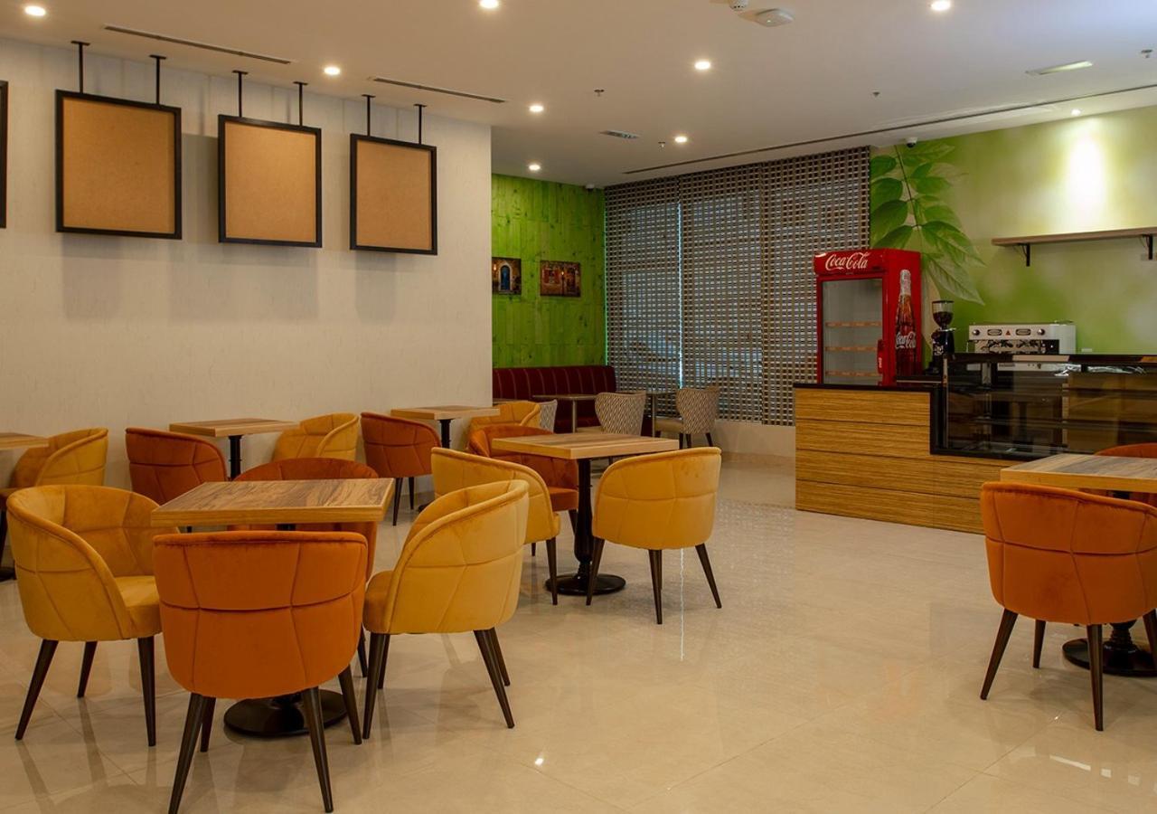 Jacob'S Garden Hotel Dubaï Extérieur photo
