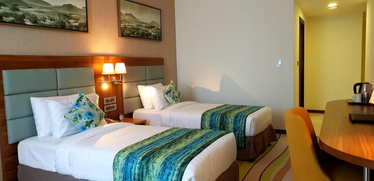 Jacob'S Garden Hotel Dubaï Extérieur photo